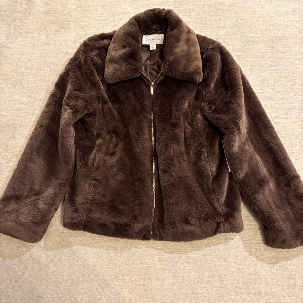 BRAND NEW Liz Claiborne Faux Fur Collared Jacket Chocolate Sauce Full Zip Large